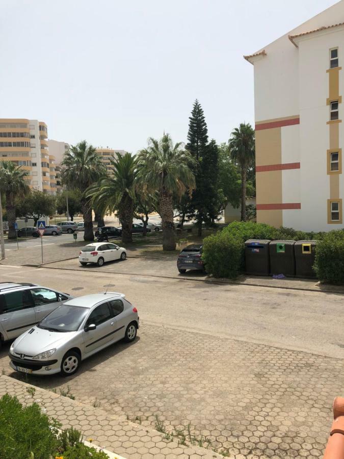 Olinda'S 2 Bedroom Apartment Λάγος Εξωτερικό φωτογραφία
